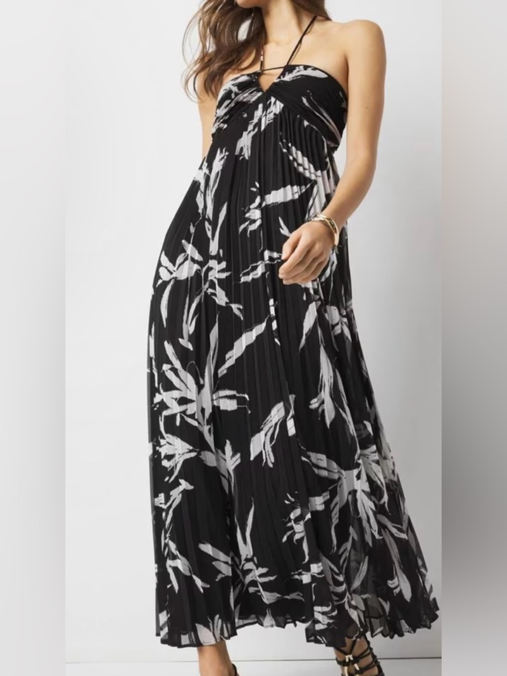 White House Black Market Black & White Pleated Floral Maxi Skirt